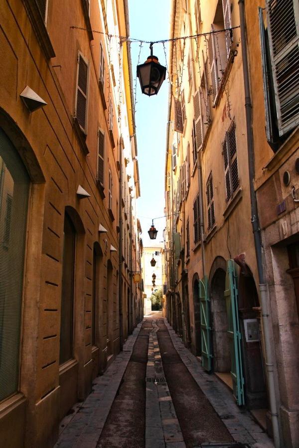 #2 Studio # Place Charmante Toulon Exterior foto