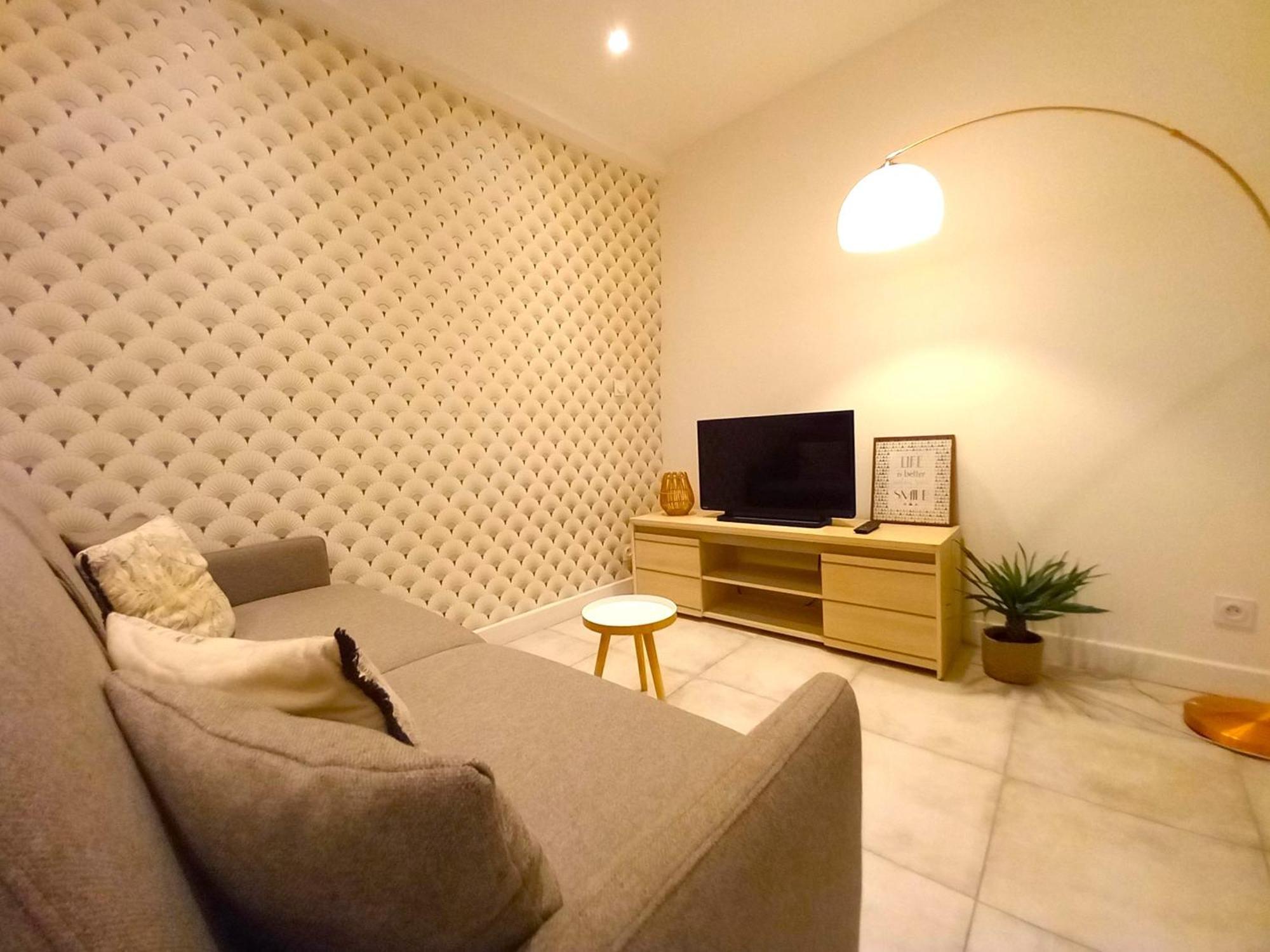 #2 Studio # Place Charmante Toulon Exterior foto